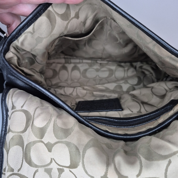 Coach Black Leather Shoulder Bag - Picture 8 of 11